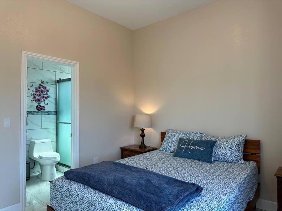 Villa New Renovated House In Little Saigon à Midway City Extérieur photo